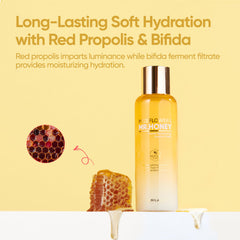 Propolis and royal jelly ingredients—antioxidant-rich nourishment for BANILA CO toner.