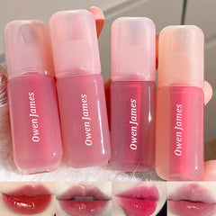 Baorder hydrating lip gloss bottle closeup showing glossy finish and nourishing texture for smooth lips