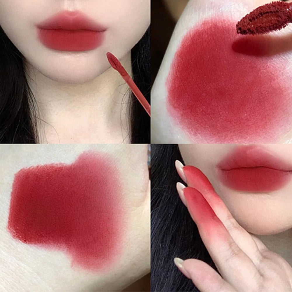 Baorder Non-Stick Lip Clay offers comfortable, durable pigment on lips.