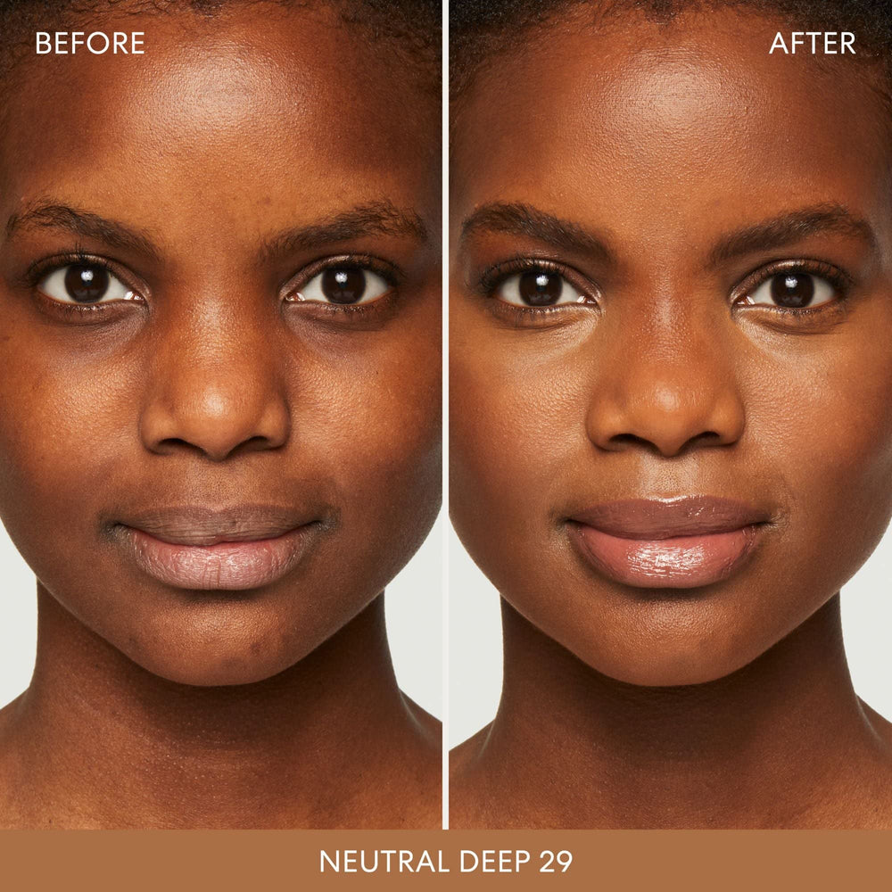 bareMinerals Original Matte Loose Foundation swatch close-up demonstrates natural matte finish and breathable texture.
