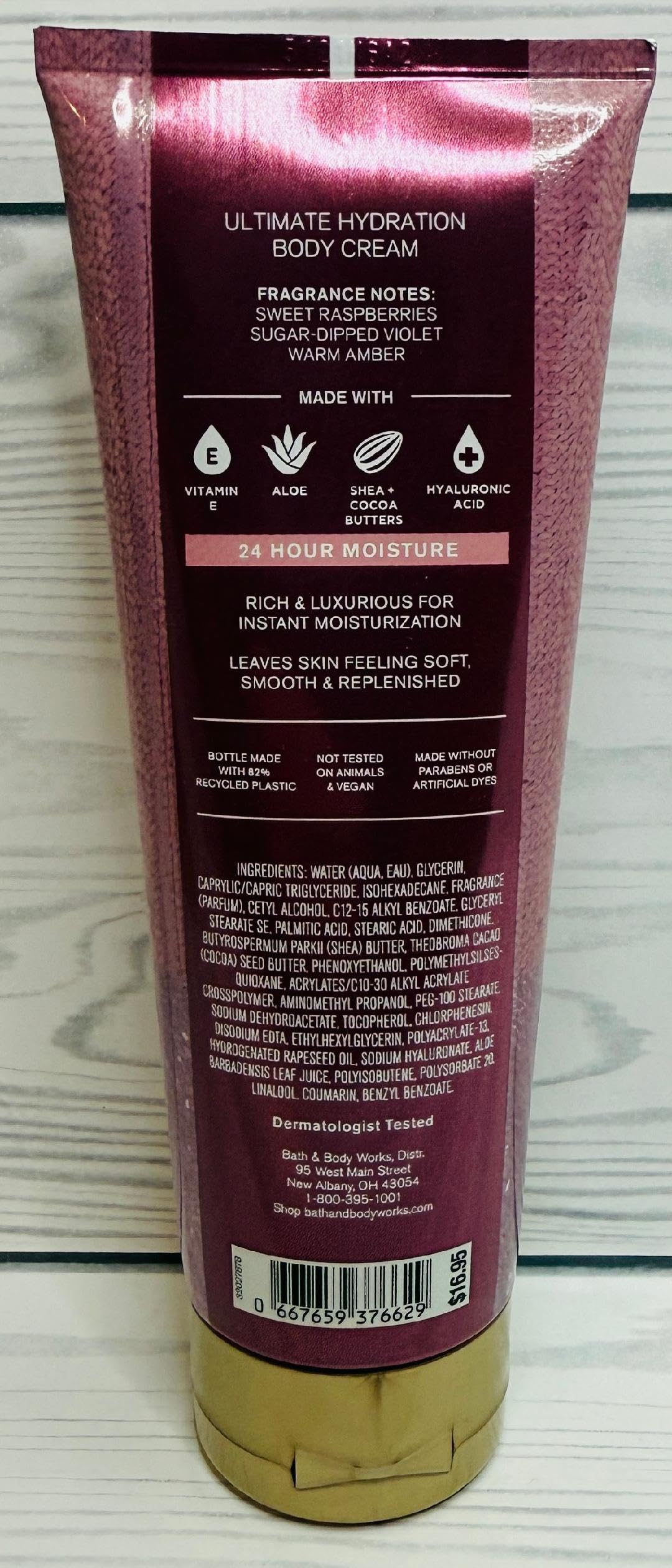 Bath & Body Works Blush Cardigan pack of 2 tubes keeps skin nourished for daily comfort.