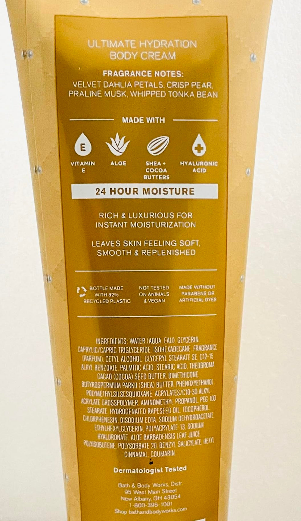 Bath & Body Works Dahlia 2-pack shown with two tubes for sharing and convenient use.
