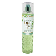 Bath and Body Works Gingham Fresh bottle spritz for lightweight fragrance and skin hydration.
