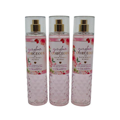 Bath & Body Works Gingham Gorgeous mist with red bow packaging for holiday gifting.