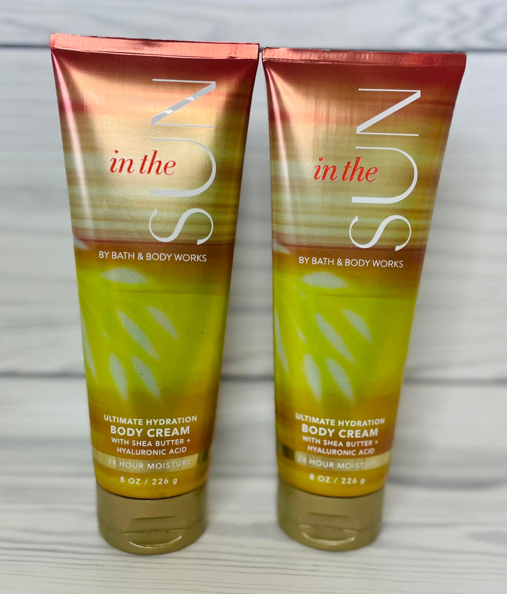 Bath & Body Works In The Sun cream jar with hyaluronic acid for softer skin.