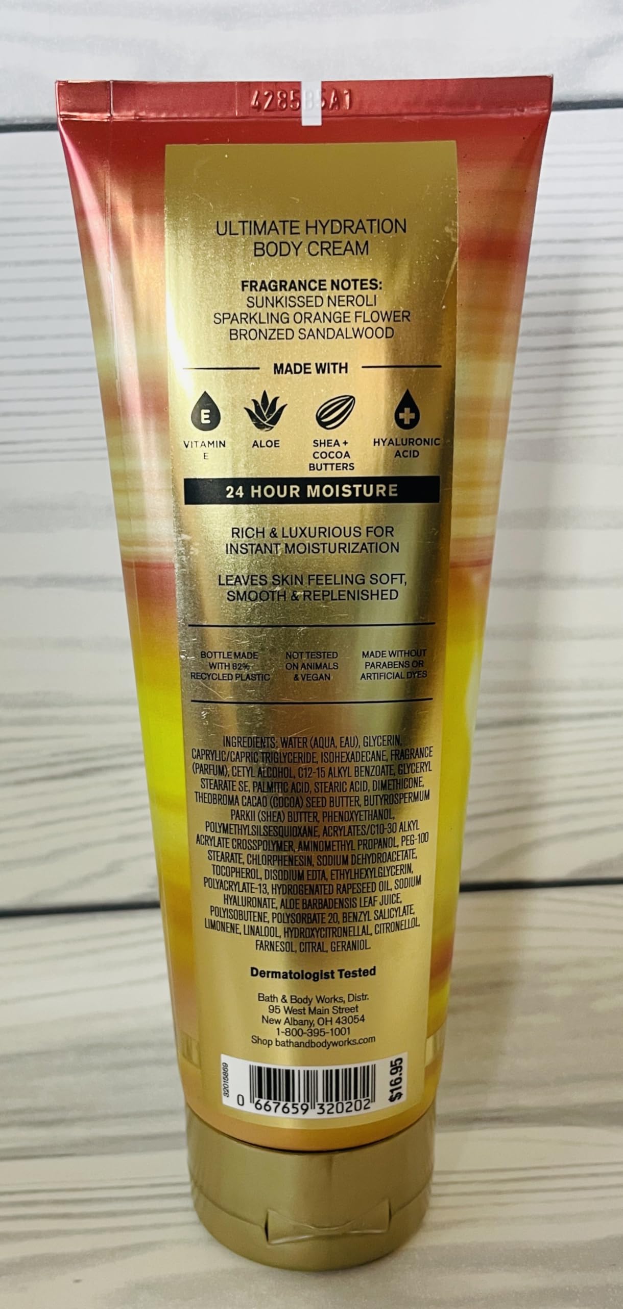Packaging variation image for In The Sun Ultimate Hydration Cream.