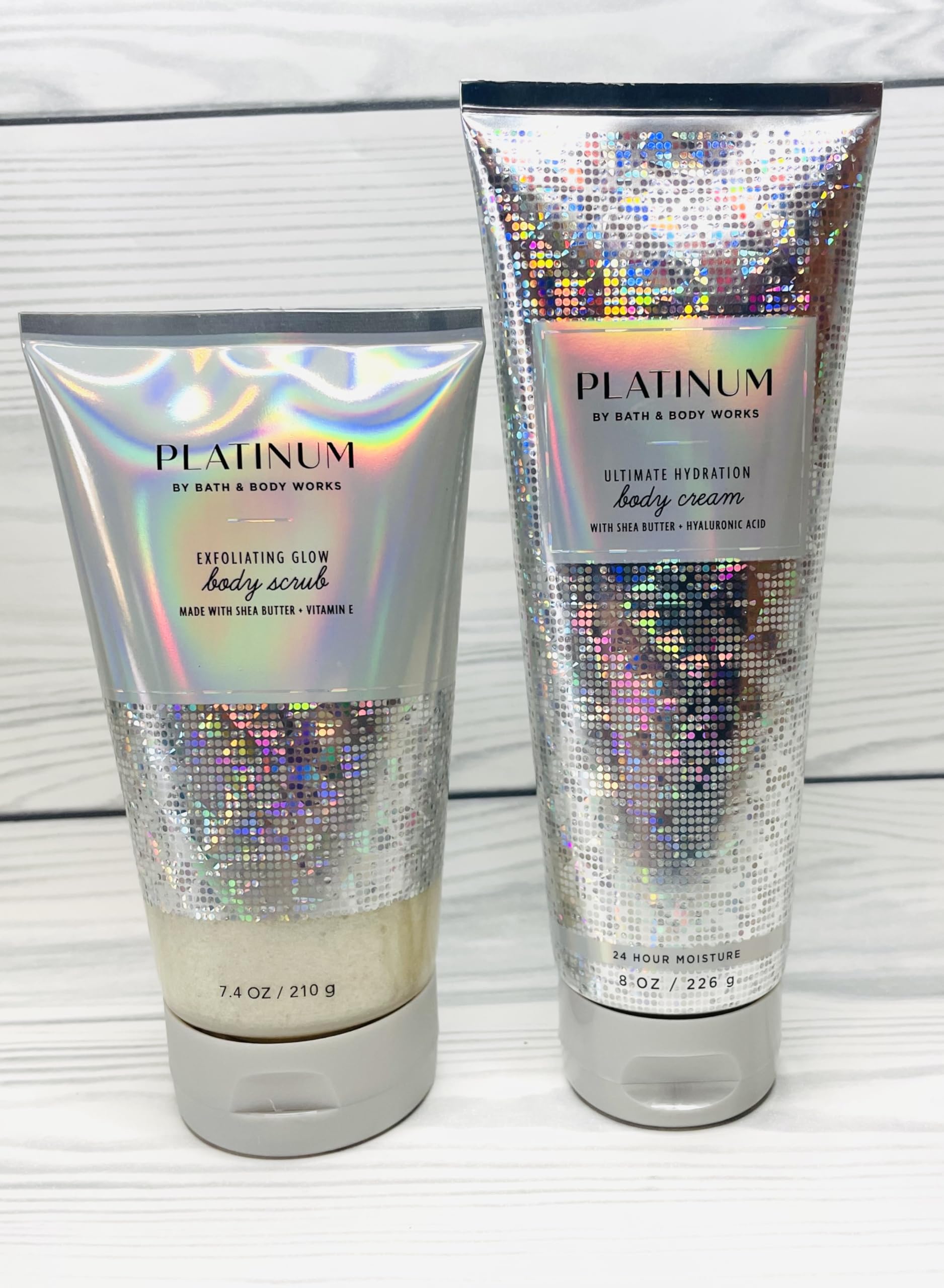 Bath and Body Works Platinum Ultimate Hydration Body Scrub jar for smooth skin