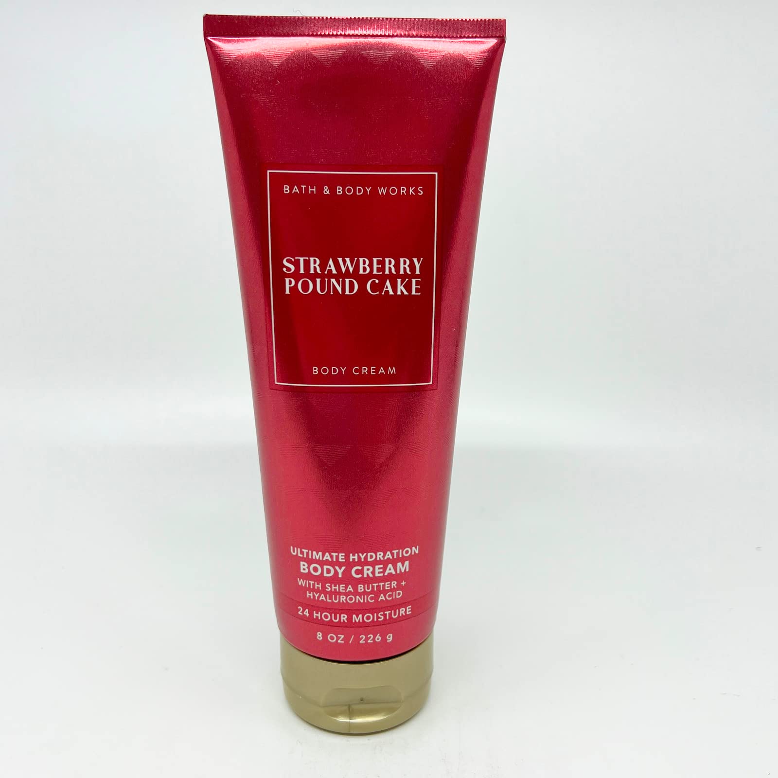 Bath & Body Works Strawberry Pound Cake bottle artwork may vary, gift-ready look.
