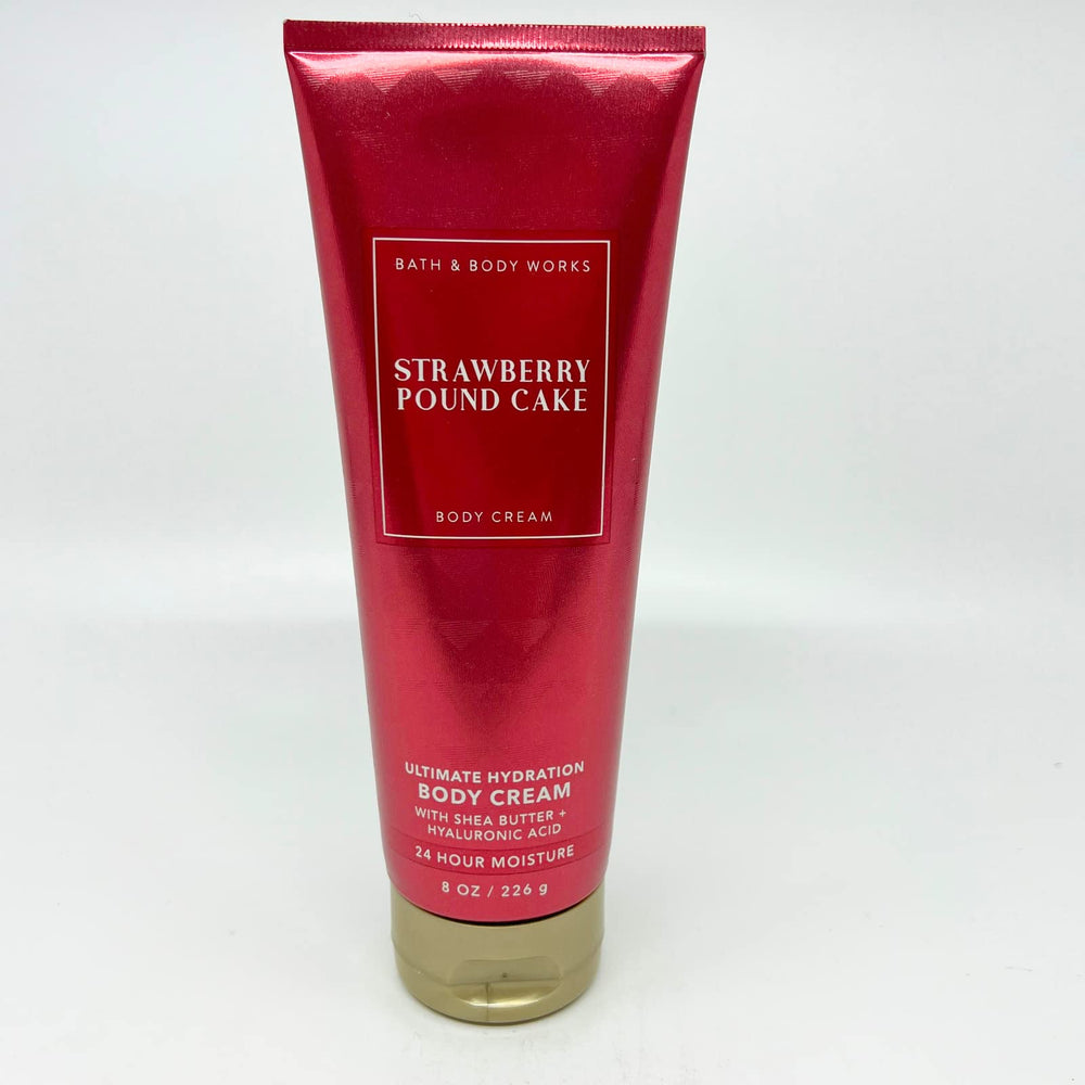 Bath & Body Works Strawberry Pound Cake bottle artwork may vary, gift-ready look.