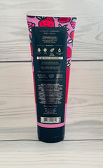 Bath & Body Works Strawberry Pound Cake Ultra Shea Body Cream texture close-up for quick absorption.