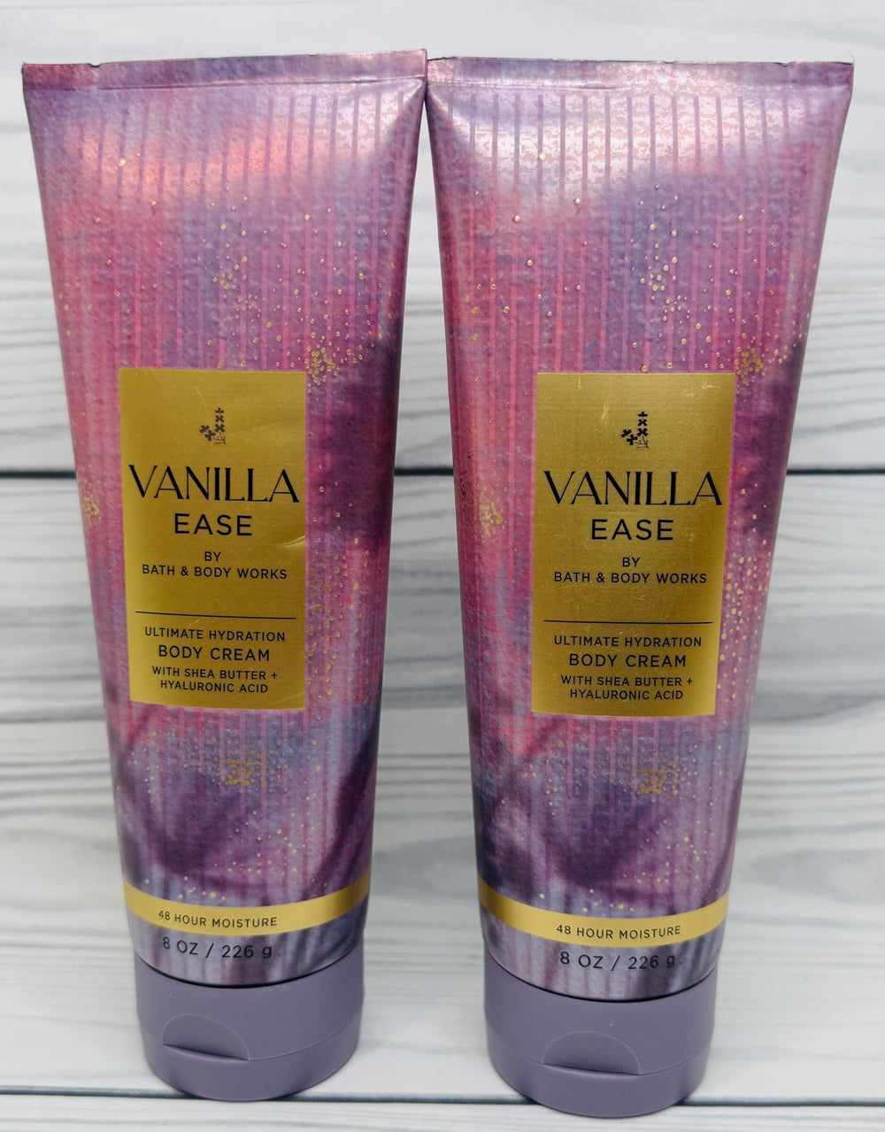 Bath and Body Works Vanilla Ease Hydration Cream texture glides on skin and nourishes.