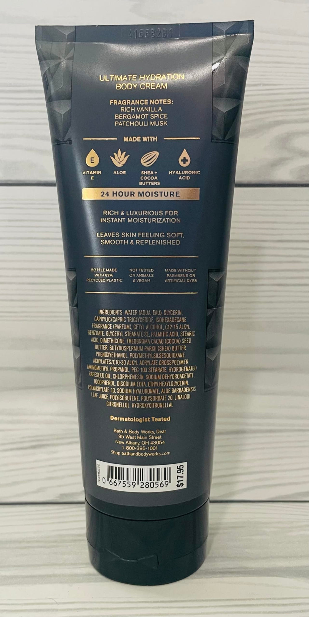 Bath and Body Works Vanilla Noir Body Cream jar texture suggests rich, creamy moisturization.