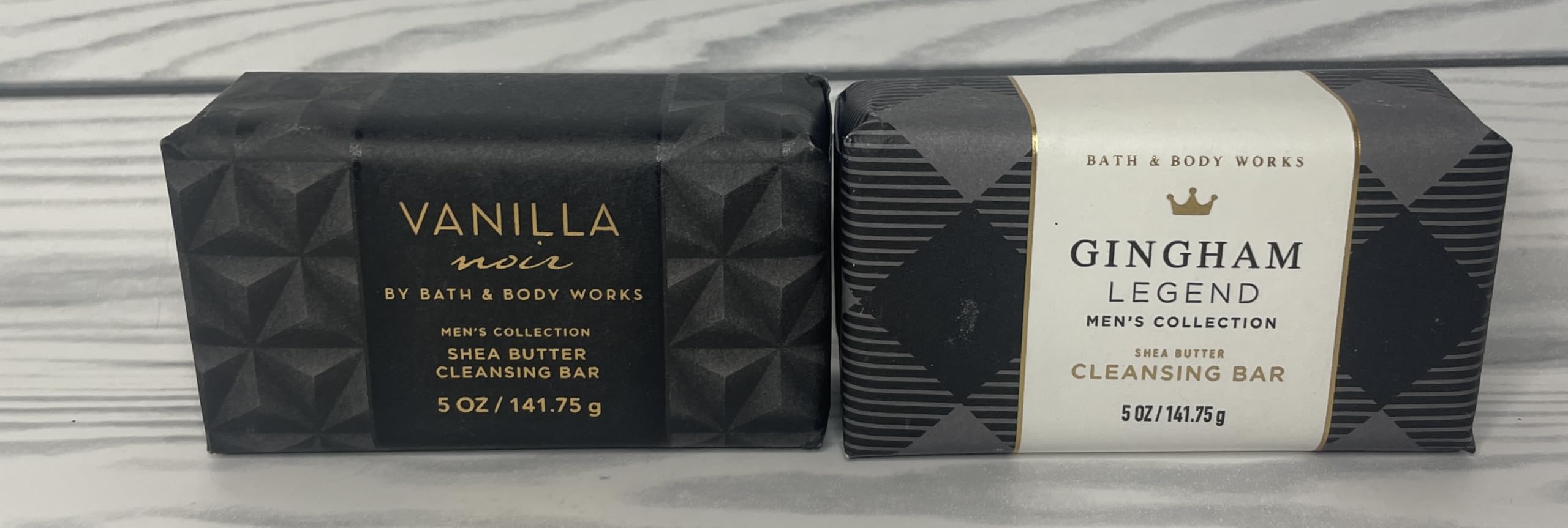Bath & Body Works Gingham Legend cleansing bar, highlighting warm notes and a luxurious lather.