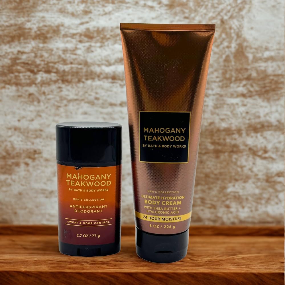 Hydration close-up with emollients and humectants for lasting softness