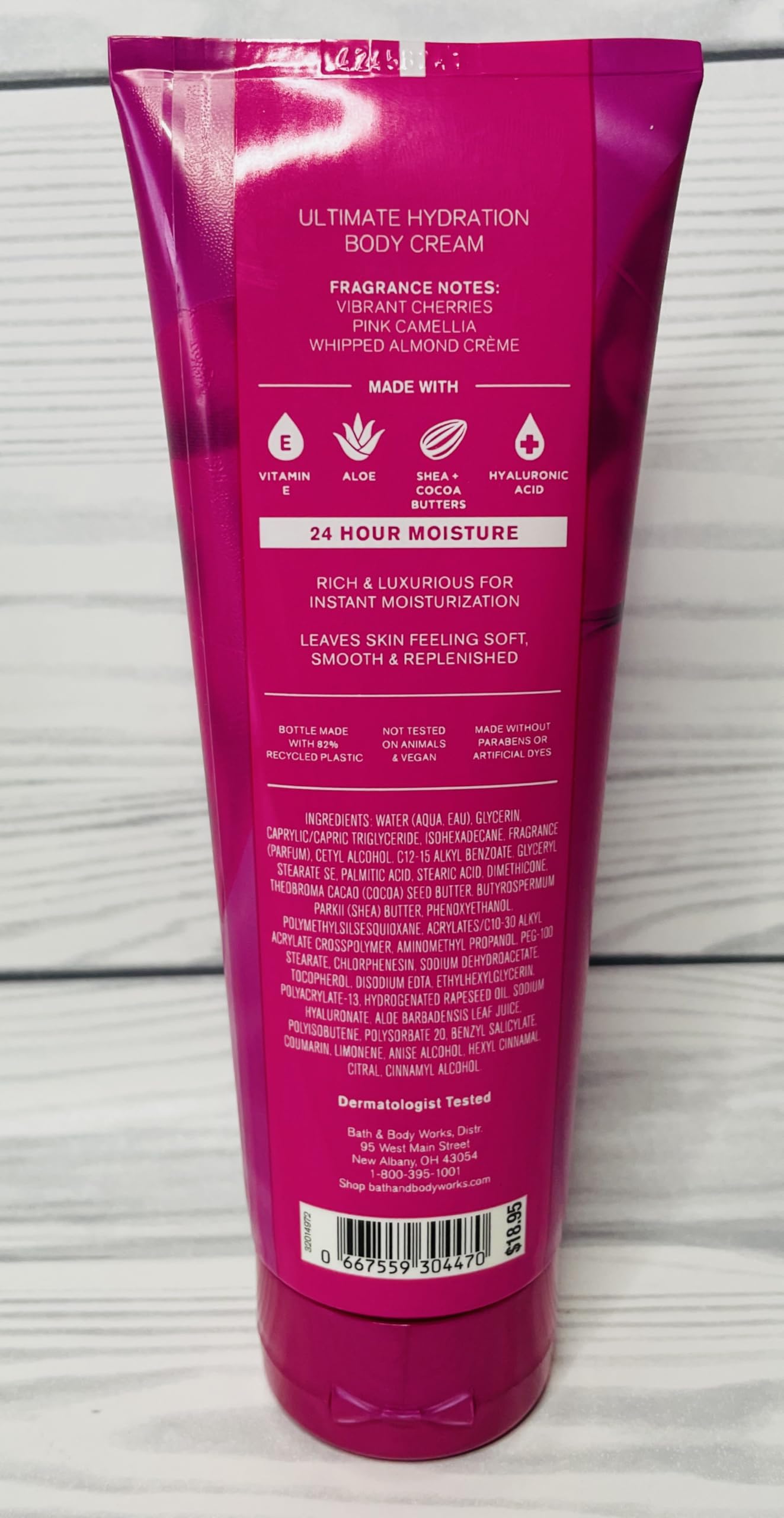 Bath & Body Works Perfect in Pink label close-up emphasizes cherry camellia scent.
