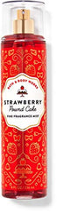 Bath & Body Works Strawberry Pound Cake shower gel shot, delivering gentle cleansing and a delightful fragrance.