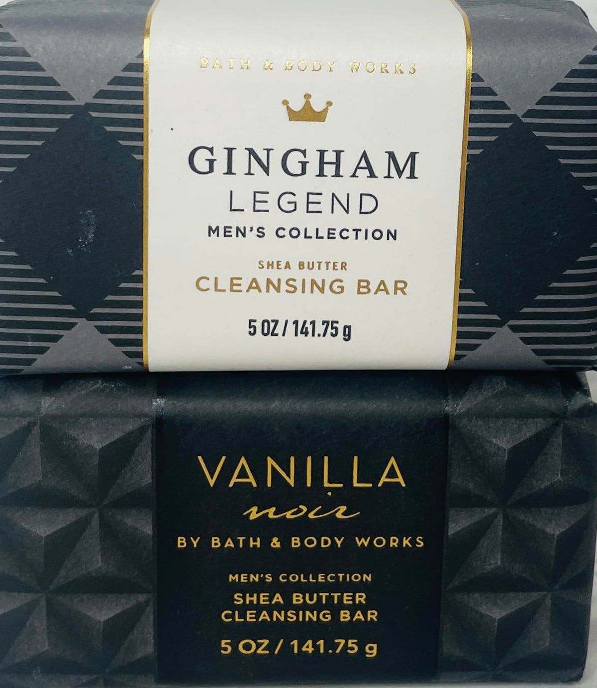 Bath & Body Works Vanilla Noir cleansing bar, showcasing a rich lather and vanilla aroma.