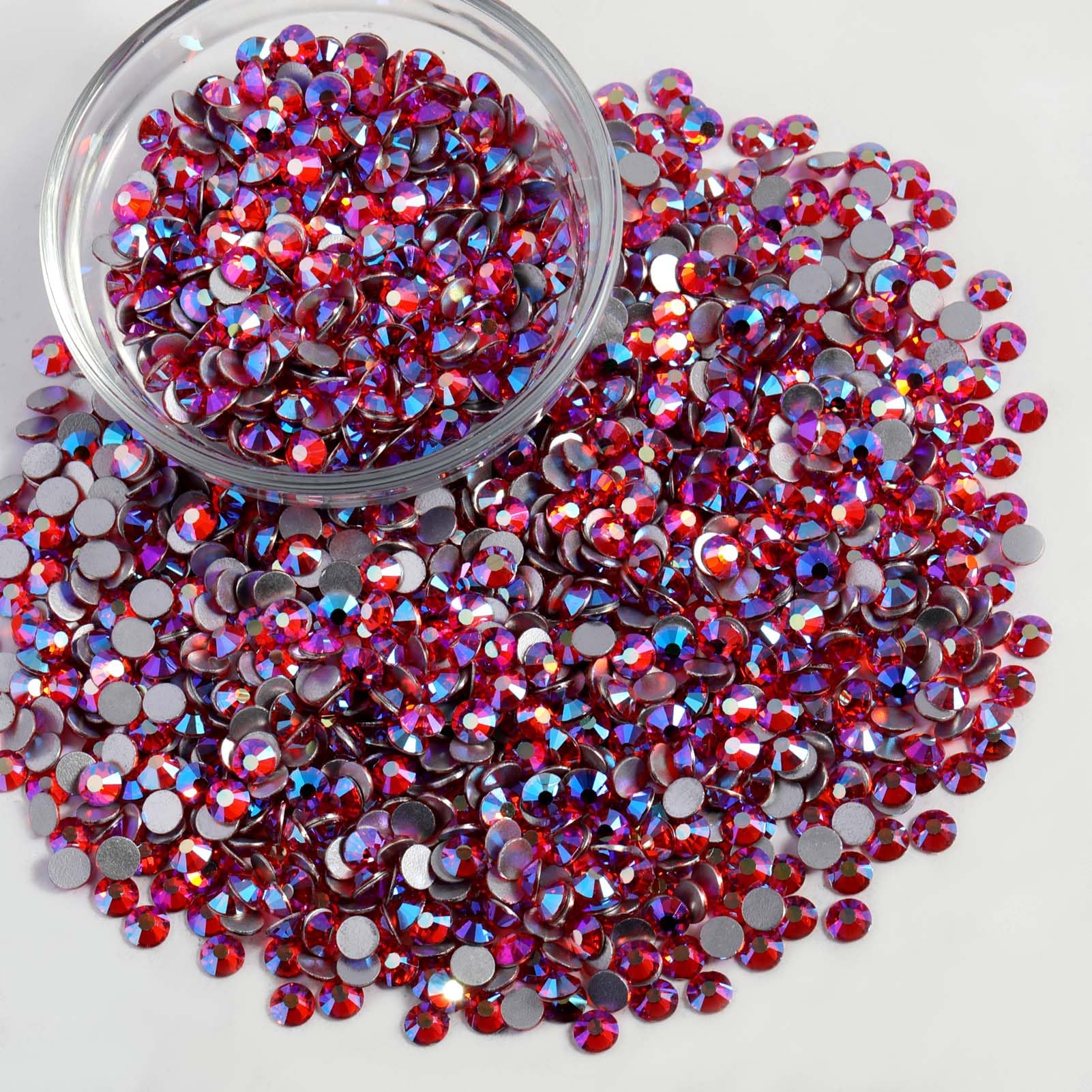 Non-hotfix BEADSLAND rhinestones require glue for secure adhesion on crafts