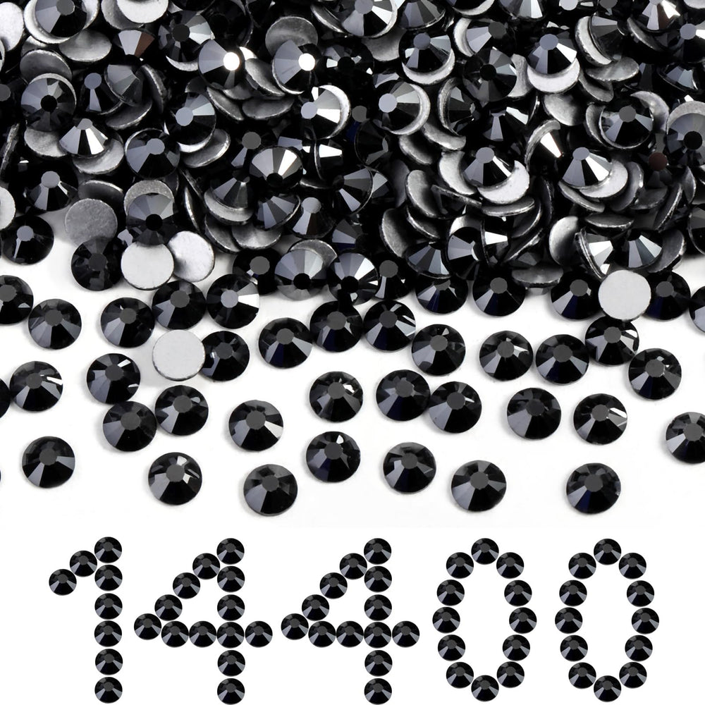 Beadsland SS16 jet hematite flatback rhinestones close-up for precise application and sparkle.