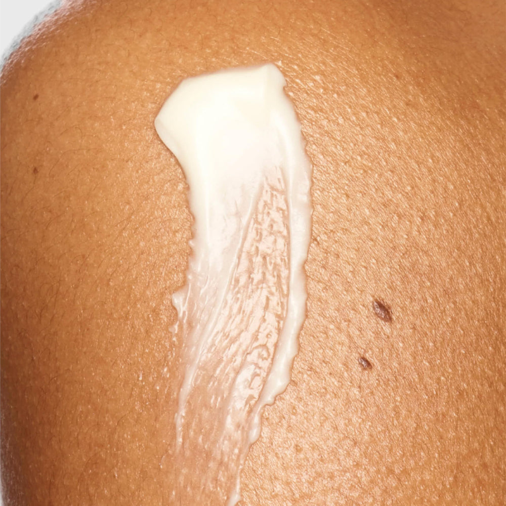 Beauty Pie Deluxe Body Creme fragrance swirl showcases citrus-floral scent