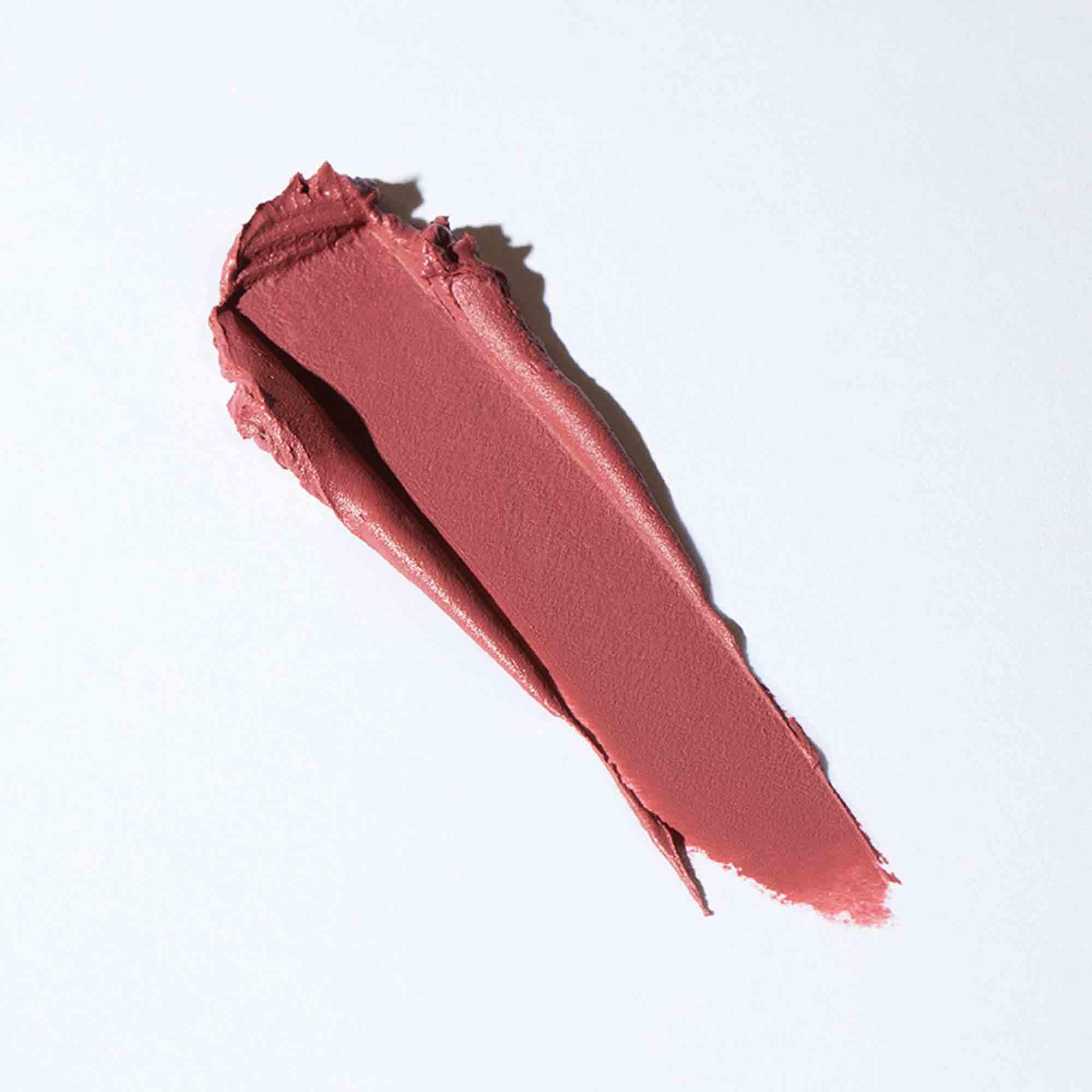 Beauty Pie Supercheek Cream Blush Sexy Berry portrait-ready look with dewy color.