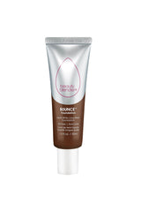 Beautyblender Bounce Liquid Whip bottle close-up highlighting oil-free, long-wear matte coverage.