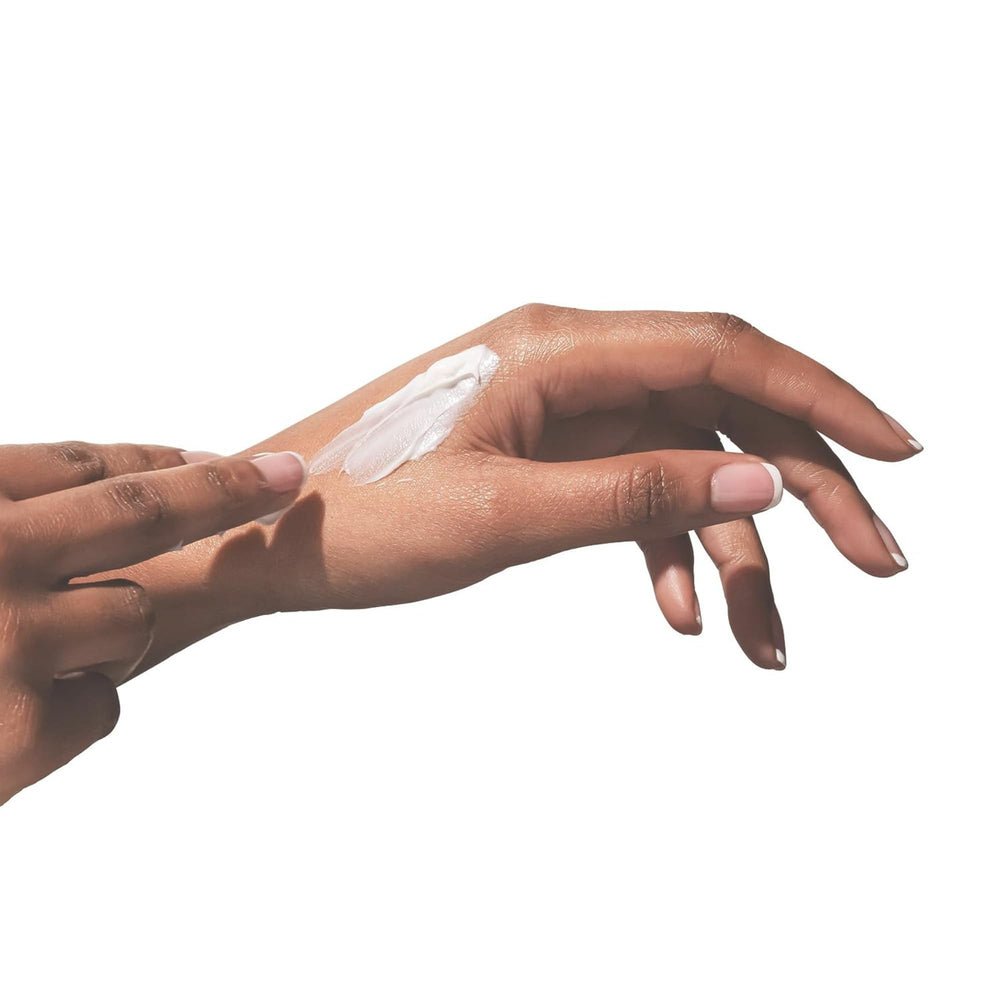 Goat milk ingredients highlight pH-balanced feel for everyday hand care.