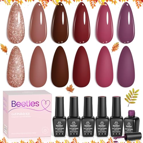 Beetles Winter nails look salon-worthy with a professional manicure result.