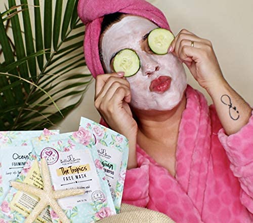Bella & Bear Hello Glow packaging and label design signals sustainability.