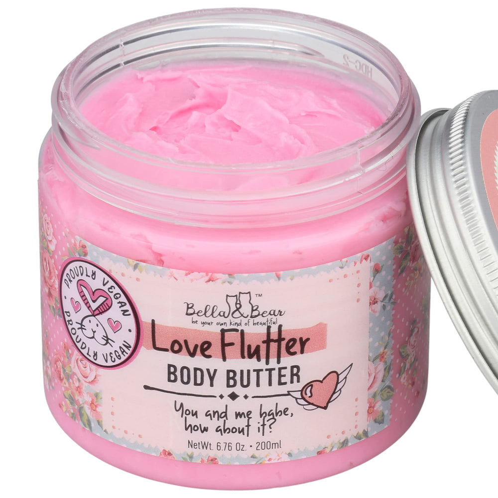 Cream texture close-up of Bella and Bear Love Flutter for easy application