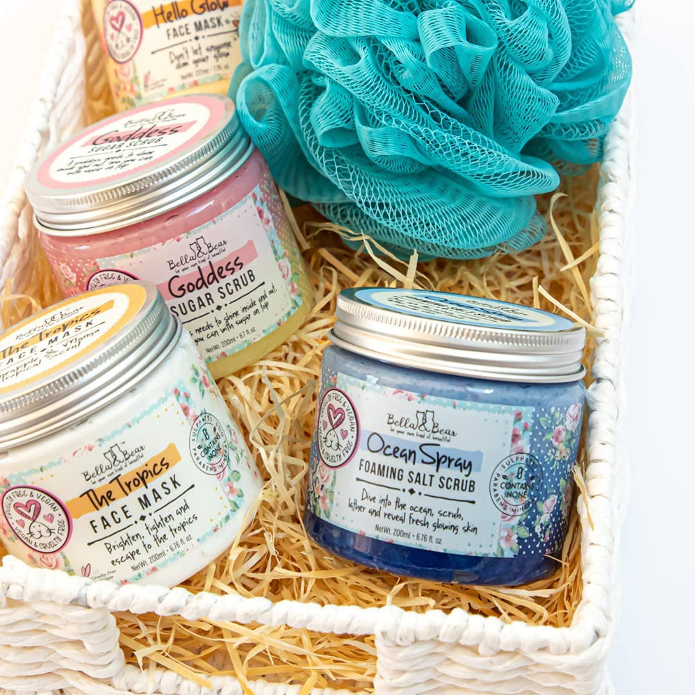 Bella and Bear Ocean Spray Scrub no harmful chemicals formula on ingredient label.