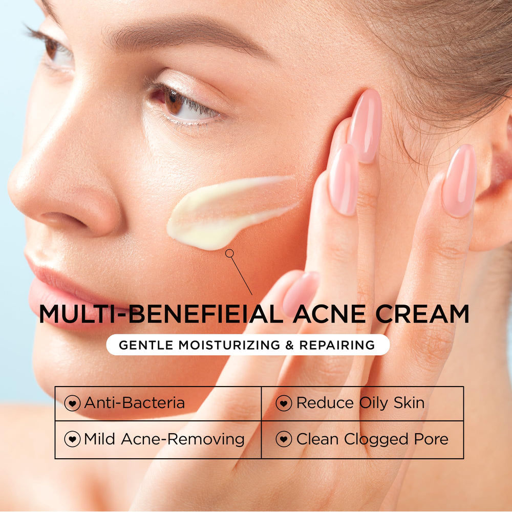 Close-up texture of BellamiLuxx cystic acne lotion shows lightweight absorption.