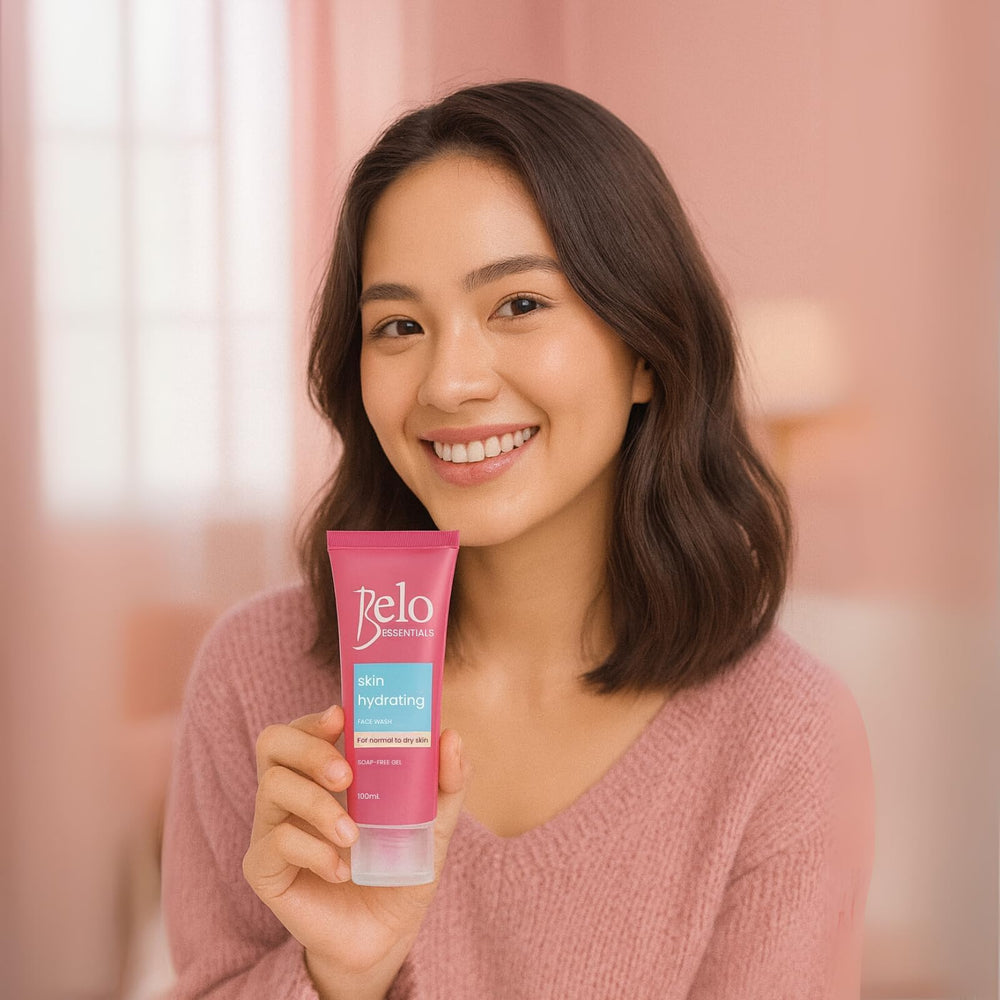 Belo Essentials Lightweight-Foam Purifying-Application emphasizes gentle cleansing and comfortable feel.