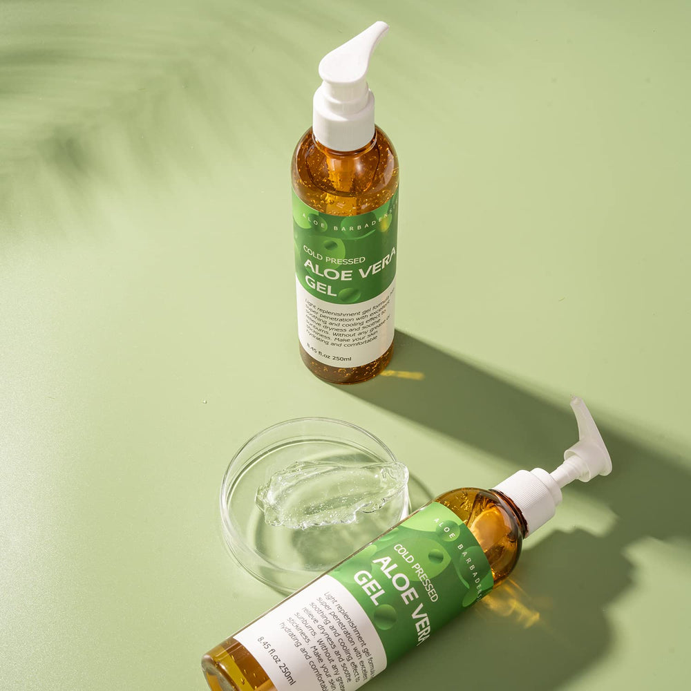 Benatu Aloe Vera Gel texture close-up highlights non-greasy, fast-absorbing consistency.