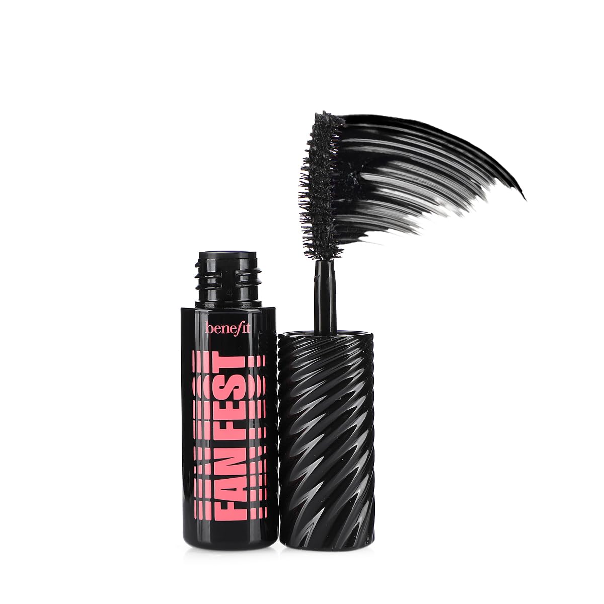 Benefit Fan Fest Mascara wand close-up with 40° curved brush for lift