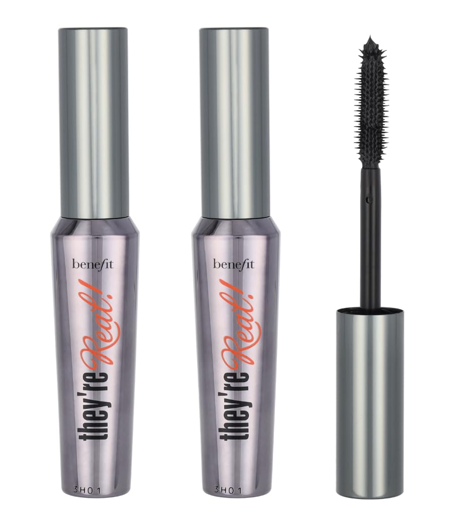 Benefit They're Real Beyond Mascara Duo wand close-up shows precision.