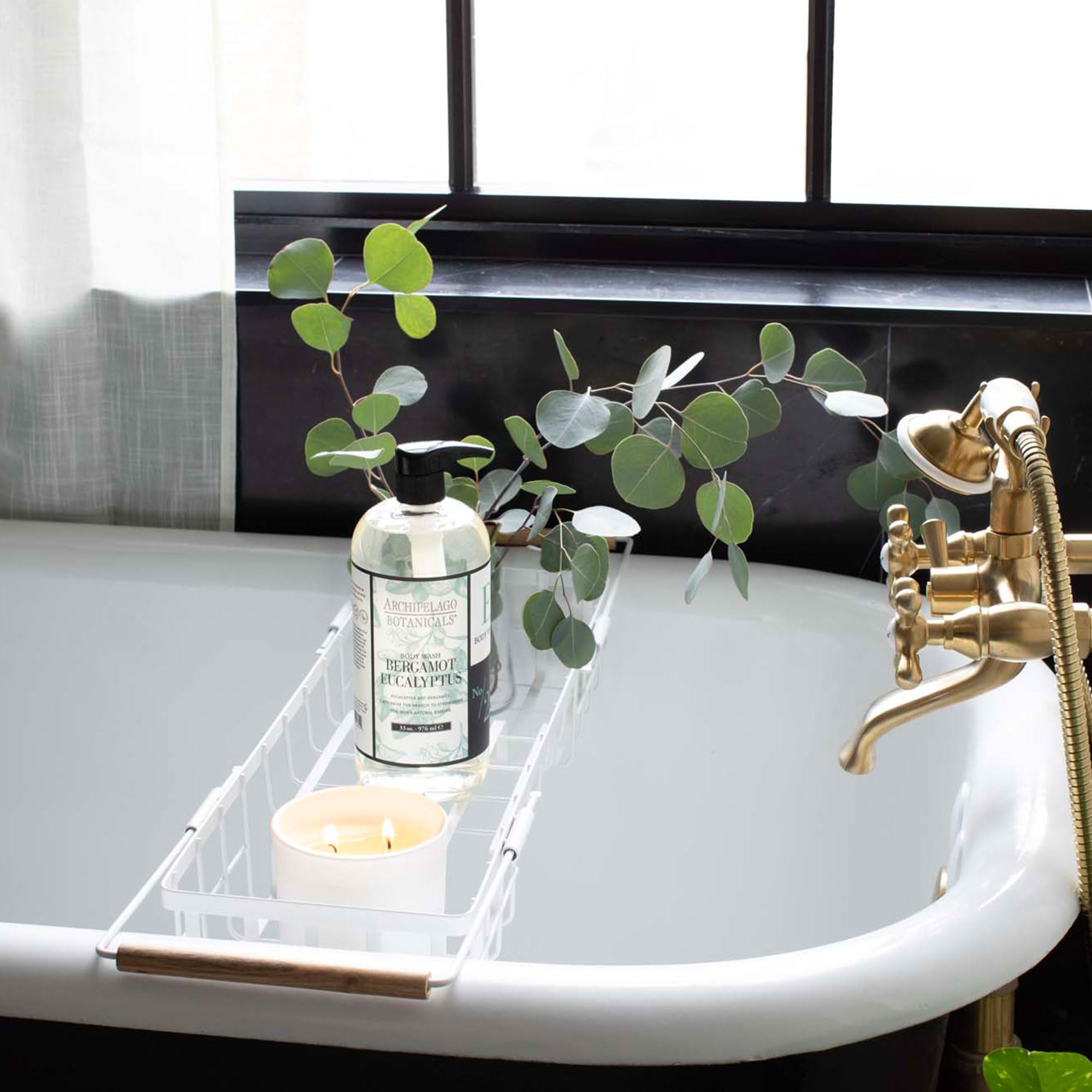 Bergamot Eucalyptus scent in Archipelago Botanicals wash offers uplifting, unisex aroma.