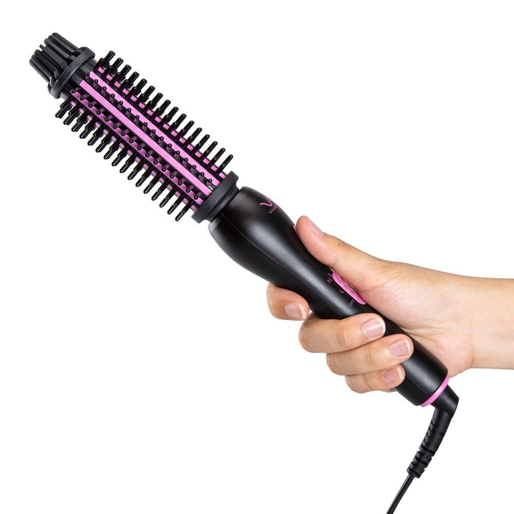 BERTA 2IN1 uses negative ions to help reduce static and boost smoothness.