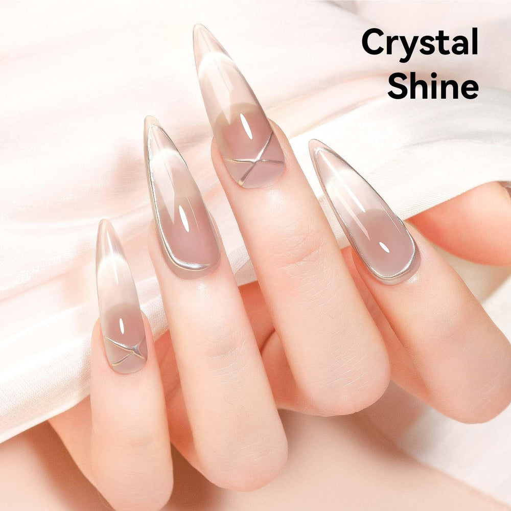 Bevimee finished nude cat-eye nails with a reflective, glossy shine.