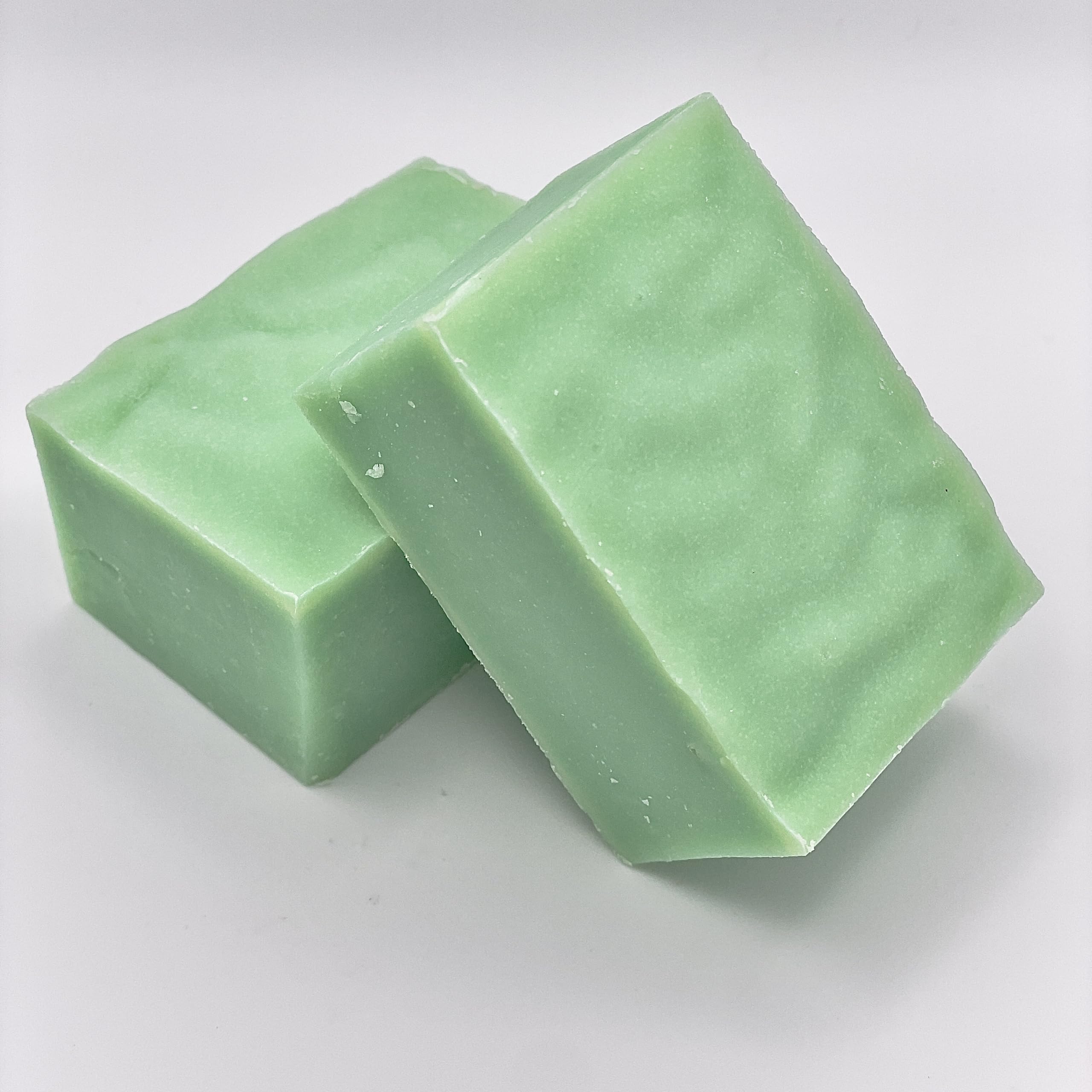 Big Crazy Buffalo sea salt moss freesia shampoo bar detail highlighting refreshing scent and natural formula