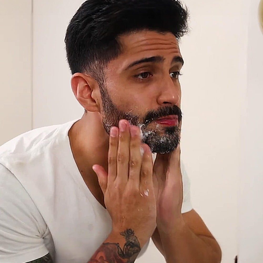 Billy Jealousy USA Beard Wash contains soy protein for conditioned beard.