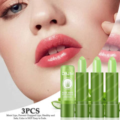 BINGBRUSH long-lasting lip care balm with aloe vera in action