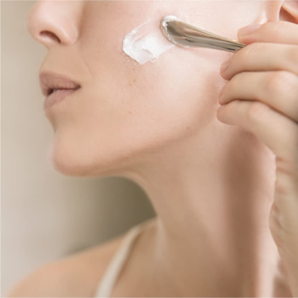Bioeffect EGF Power Cream hyaluronic acid boost for deep hydration.