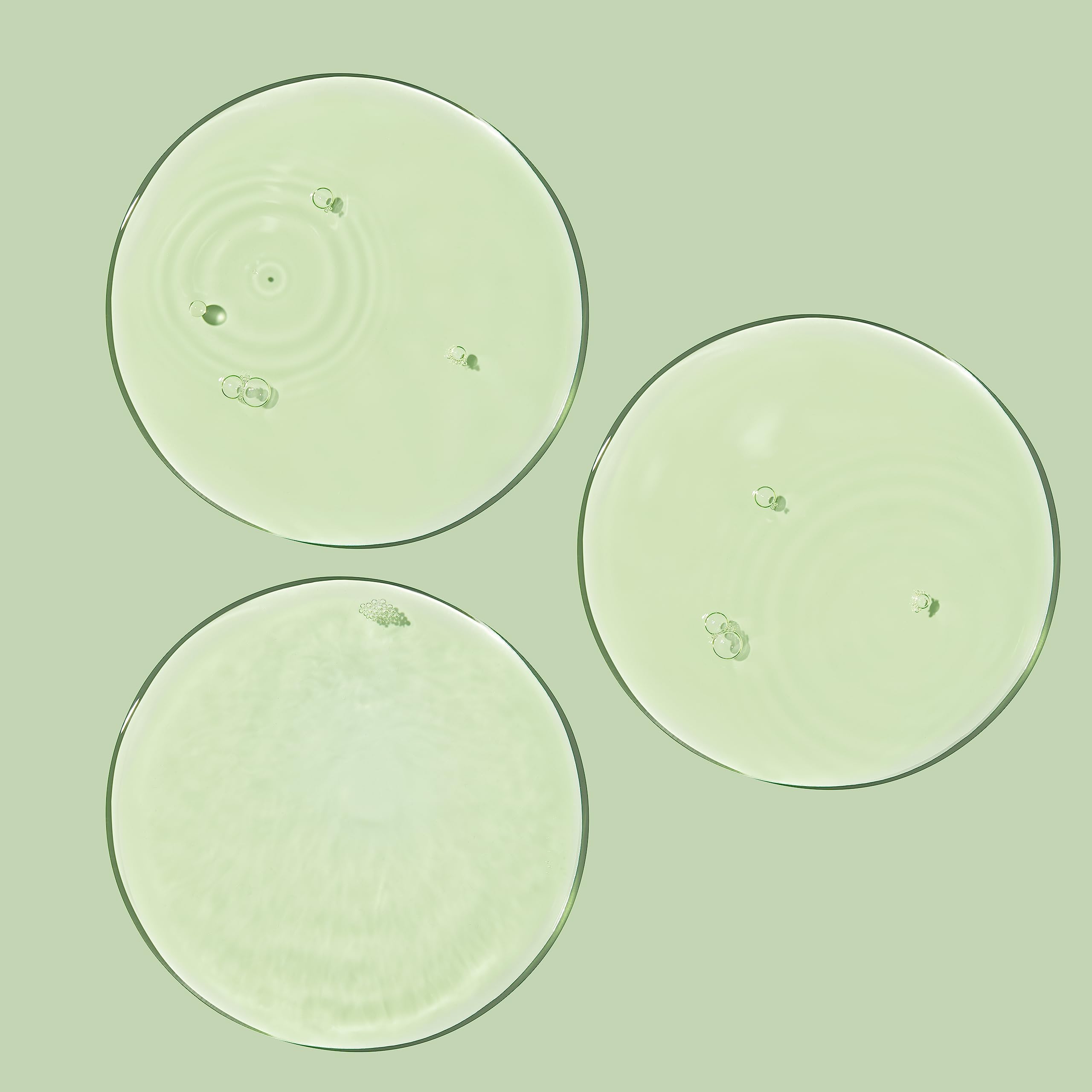 BIOSSANCE Squalane + BHA Toner botanicals detail with willow bark and lime