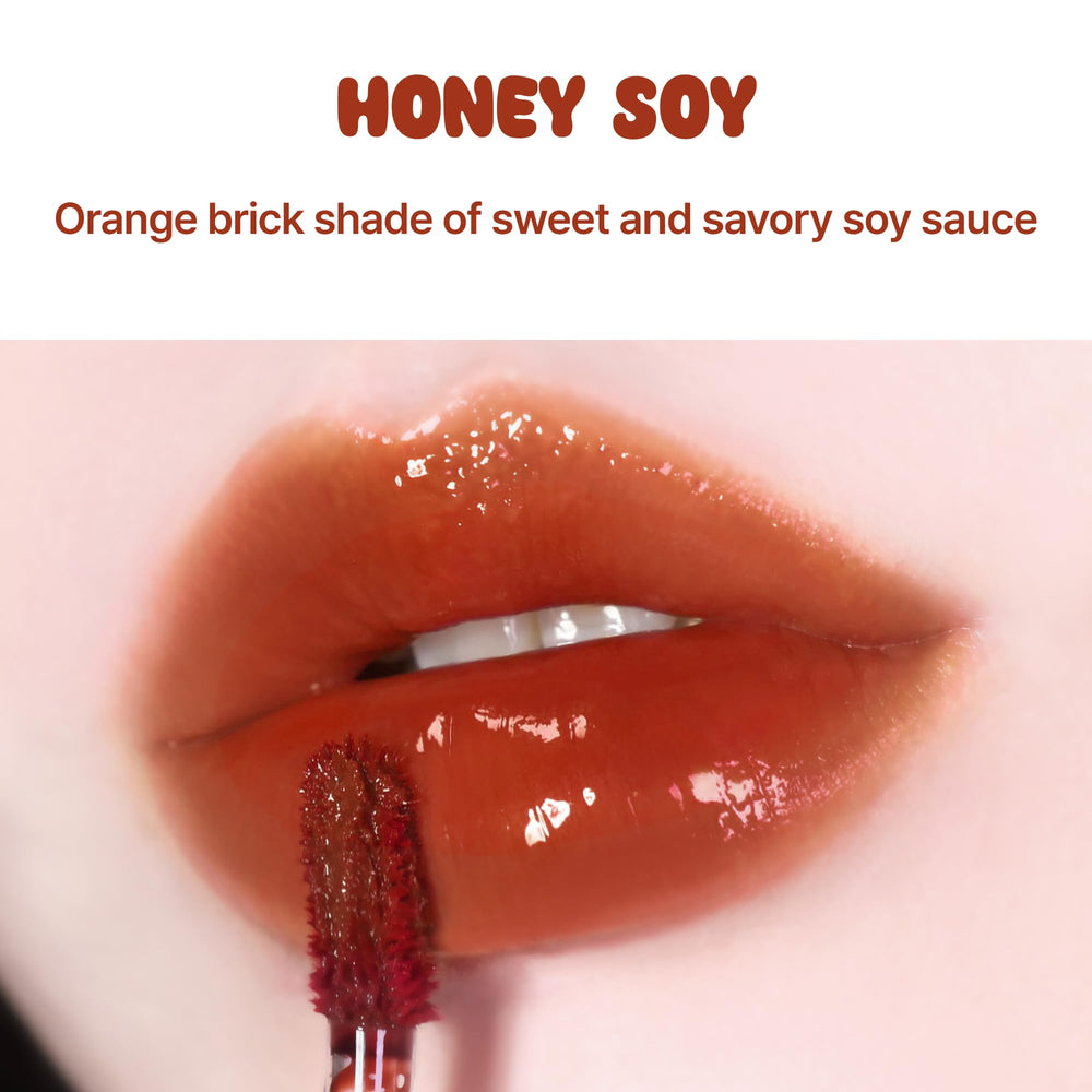 BLACK ROUGE Glow Bokki Tint applying on lips highlights lightweight non-sticky texture