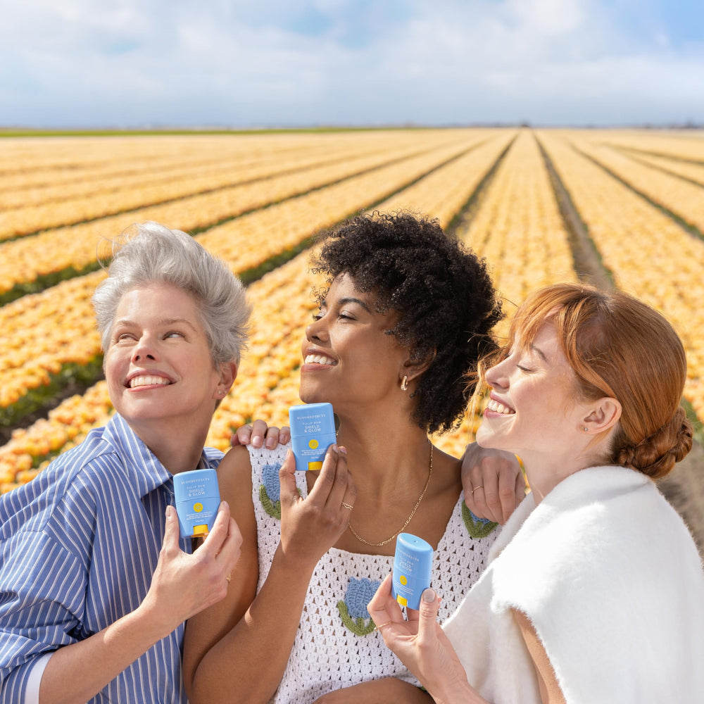 Dutch Tulip Complex ingredient blend supports hydration and skin softness
