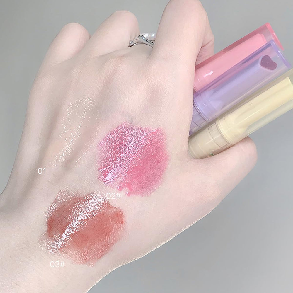 Blopuivo lip gloss features portable packaging for travel touch-ups