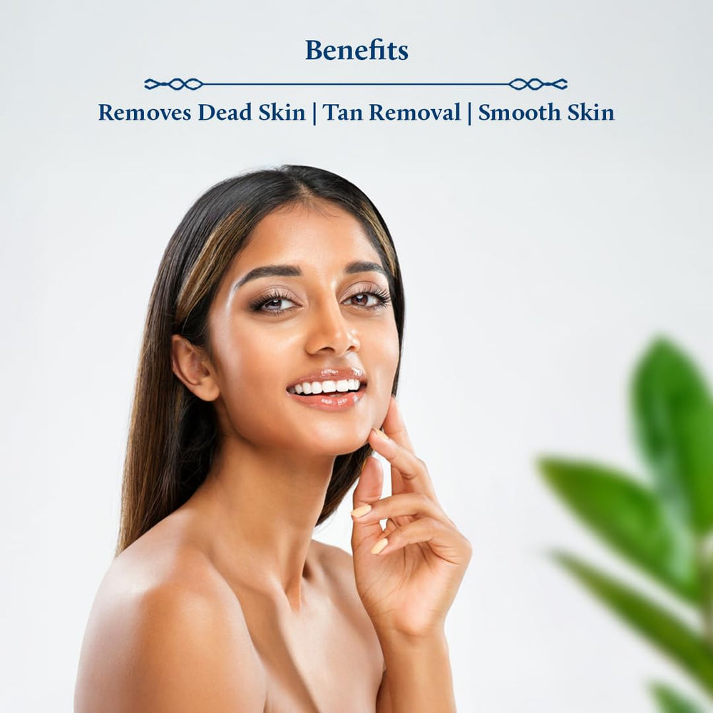 Blue Nectar Gold Scrub’s walnut exfoliation smooths texture and refines pores.