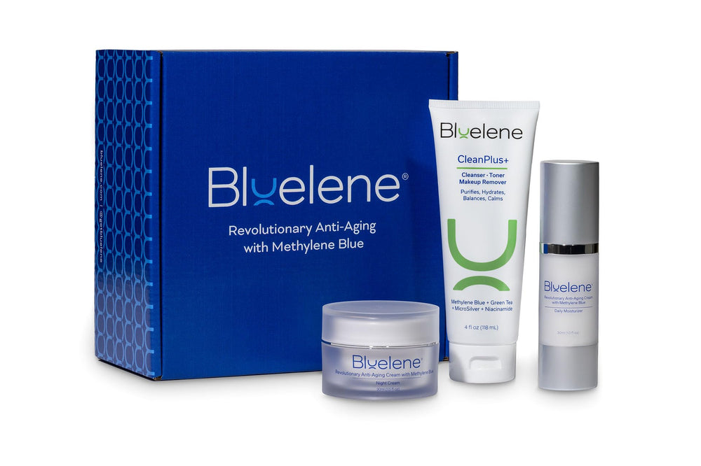 Bluelene CleanPlus+ creamy foam ready to cleanse and purify pores.