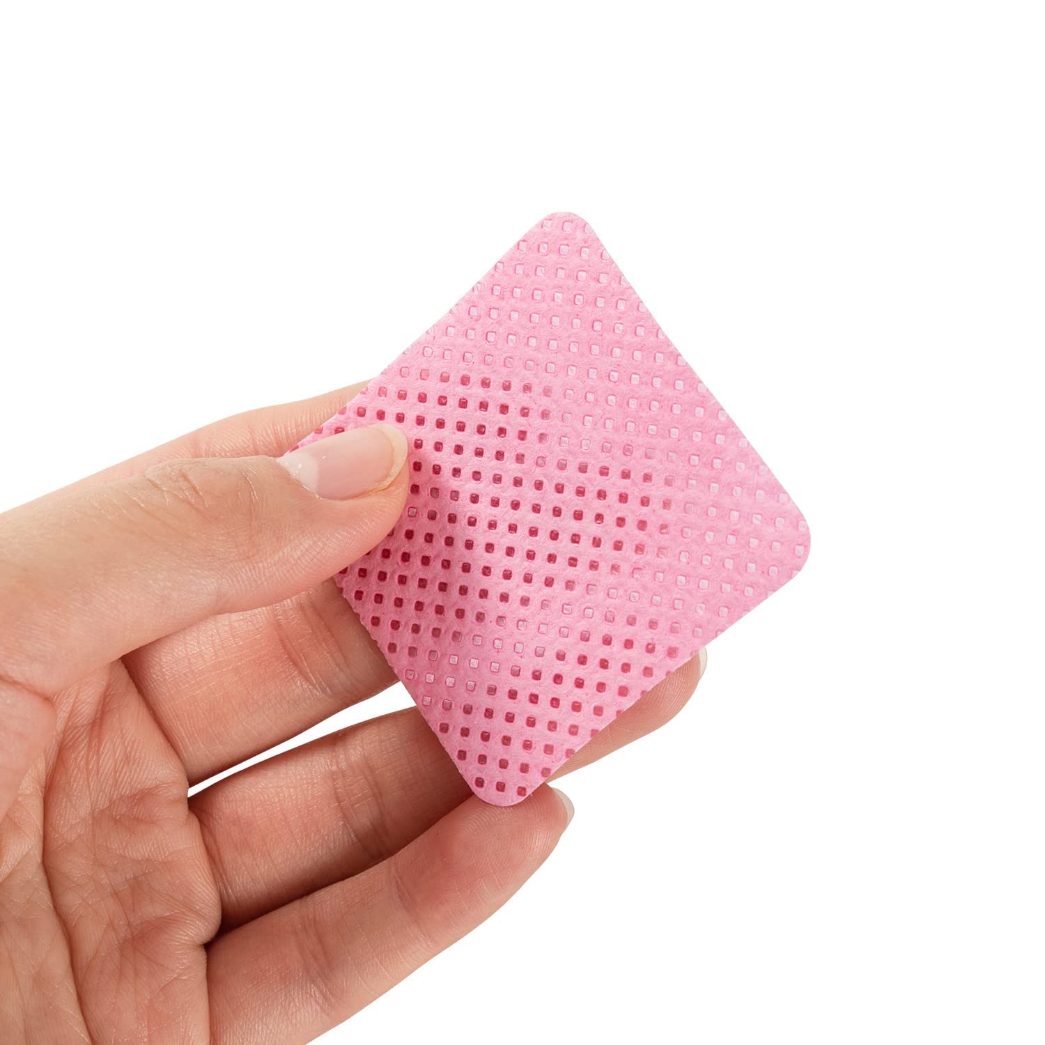 BLUERISE no-shed wipes maintain tidy workspaces.